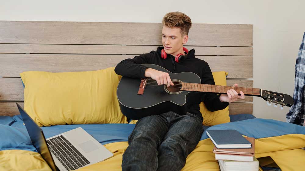 aprender a tocar instrumento musical